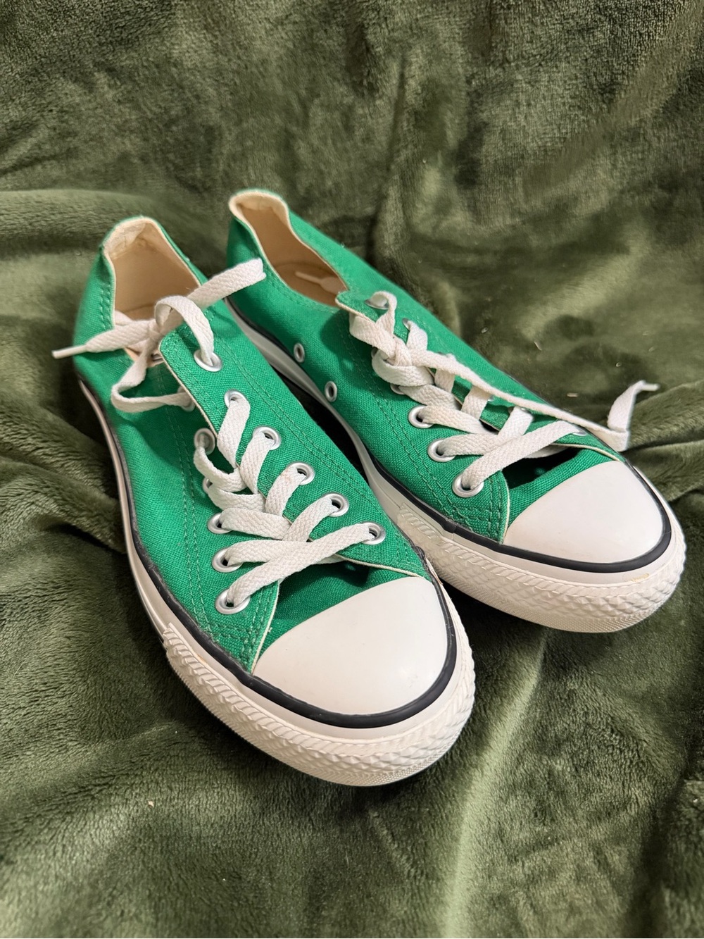 Converse Kids Green Low-Top Canvas Sneakers with White Toe Caps